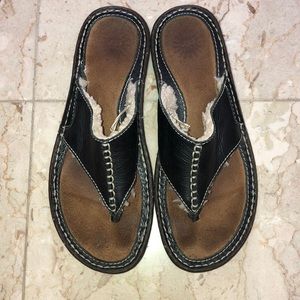 UGG Black Leather & Sherpa Flip Flops